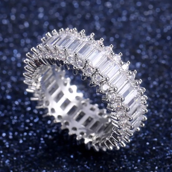 New Baguette 925 Sterling Silver Engagement Ring - Picture 7 of 7